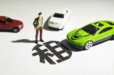 明日汽車租賃新規實施，租車一族必看